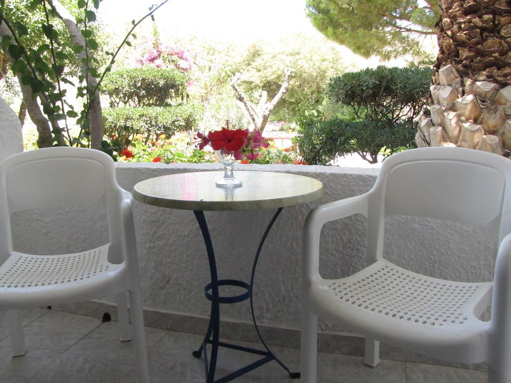 Eden Ios Rooms Mylopotas Exterior photo